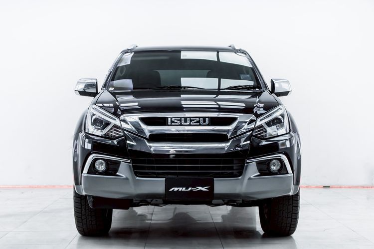 Isuzu MU-X 2017 1.9 Utility-car ดีเซล ไม่ติดแก๊ส เกียร์อัตโนมัติ ดำ รูปที่ 4
