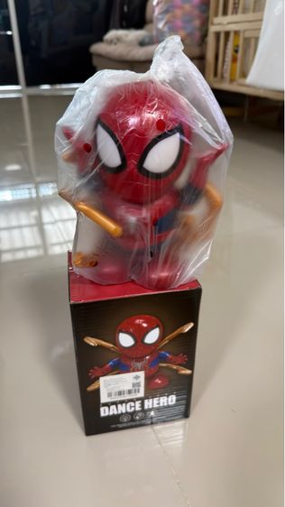 หุ่นยนต์สไปเดอร์แมน เต้นได้