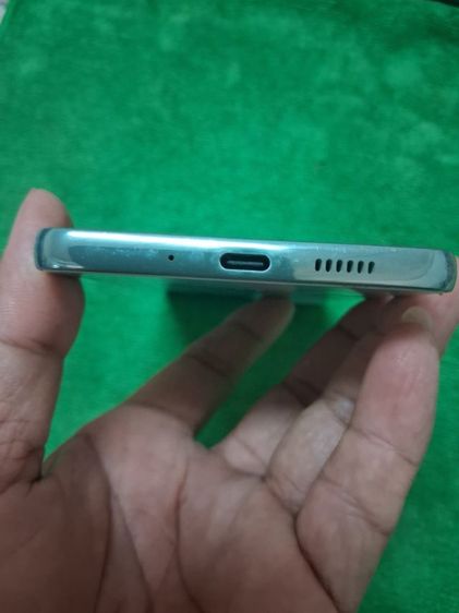 Samsung A73 5G สภาพสวย สเปรแรง รอม 128 แรม8 ตำหนิขึ้นเส้นตามภาพขาย 1300 โทร 0811319392 รูปที่ 5