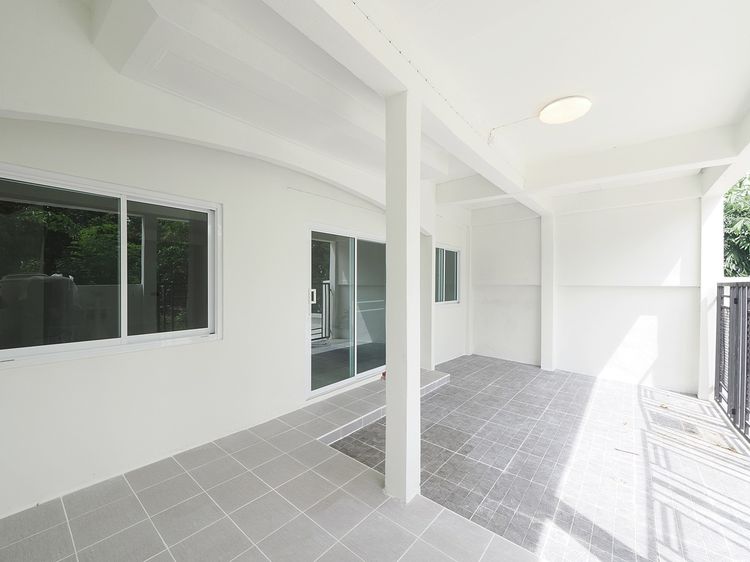 มีบางส่วน ขายทาวน์เฮ้าส์ 2 ชั้น สวีทโฮมปาร์ค บางบัวทอง-ไทรน้อย ขนาด 30.7 ตรว. 4นอน 3น้ำ 1จอดรถ ขาย 1.99ล้าน รูปที่ 3