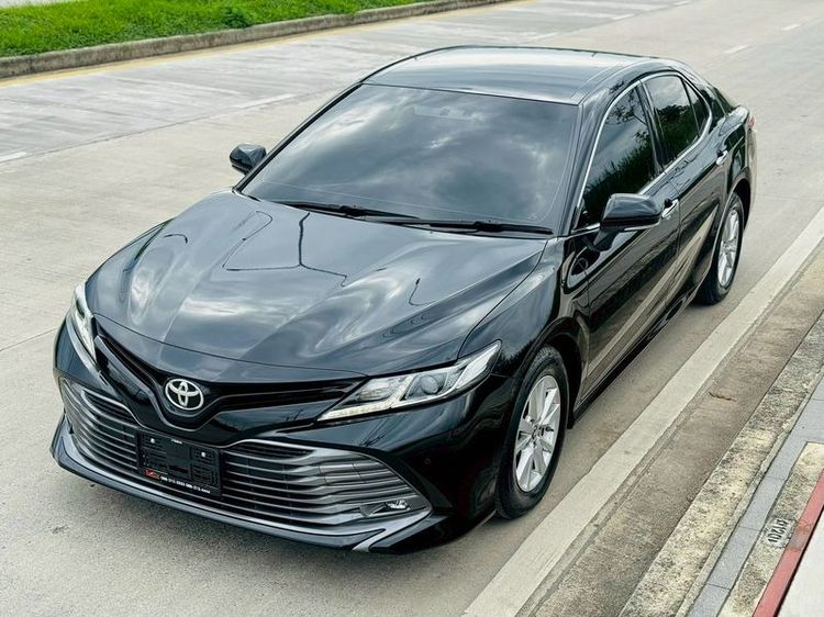 รถ Toyota Camry 2.0 G สี ดำ