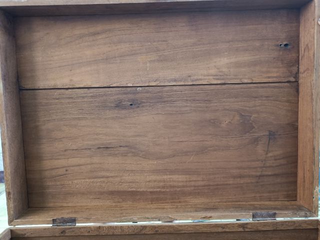 หีบไม้สักโบราณขายตามสภาพ รูปที่ 9