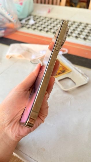 Iphone 14 promax 128gb สีทอง รูปที่ 4