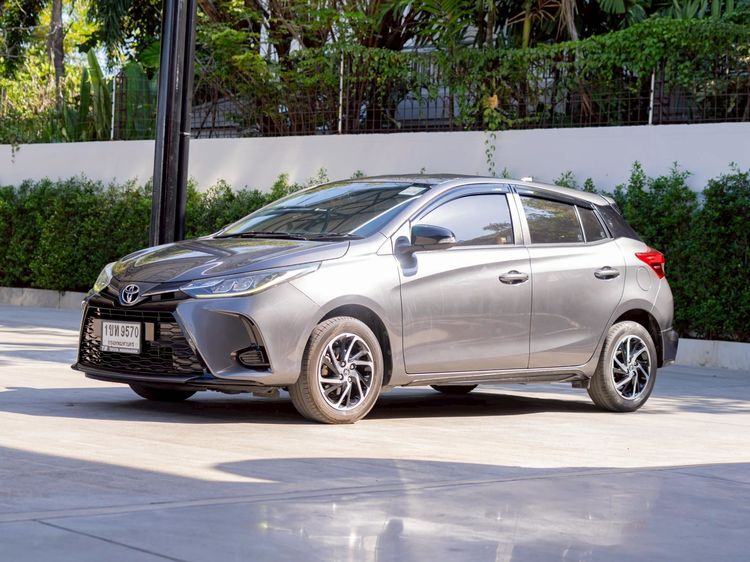 Toyota Yaris 2020 1.2 Sport Sedan เบนซิน ไม่ติดแก๊ส เกียร์อัตโนมัติ เทา รูปที่ 3