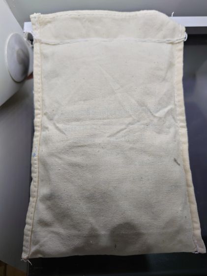 เหรียญยกถุง (100 เหรียญ) เหรียญ 10 บาท สองสี ที่ระลึกโครงการอาหารปลอดภัย ถวายแด่สมเด็จพระนางเจ้าฯ พระบรมราชินีนาถ พ.ศ. 2549 ไม่ผ่านใช้ รูปที่ 4