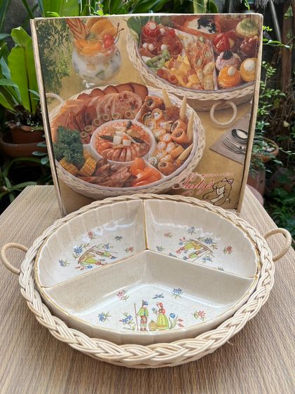 อุปกรณ์ในครัวอื่นๆ ถาดเซรามิกเสริฟอาหาร 3 ช่อง พร้อมตะกร้าหวาย งานญี่ปุ่น