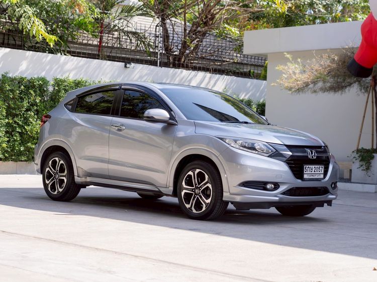 รถ Honda HR-V 1.8 E Limited สี เงิน