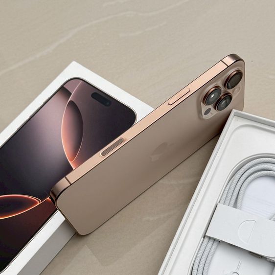 iPhone 16 Pro Max 512g รูปที่ 9