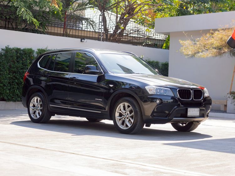 รถ BMW X3 2.0 xDrive20d 4WD สี ดำ
