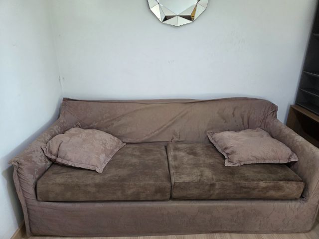 น้ำตาลเข้ม 3 ที่นั่ง โซฟาขนาดใหญ่3-4ที่นั่ง ใช้นอนได้ ของ SB ผ้าสีน้ำตาล เบาะทำใหม่นุ่มมาก