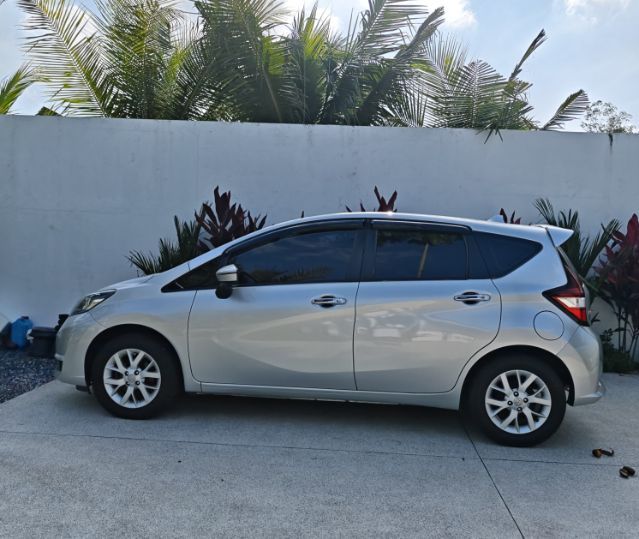 รถ Nissan Note 1.2 VL สี เทา