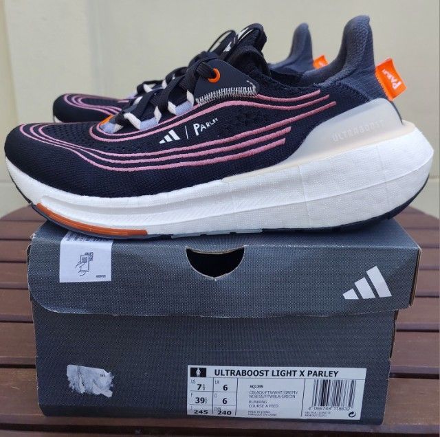 ขาย adidas ultra boost light parley ผู้หญิง สีดำ รูปที่ 2