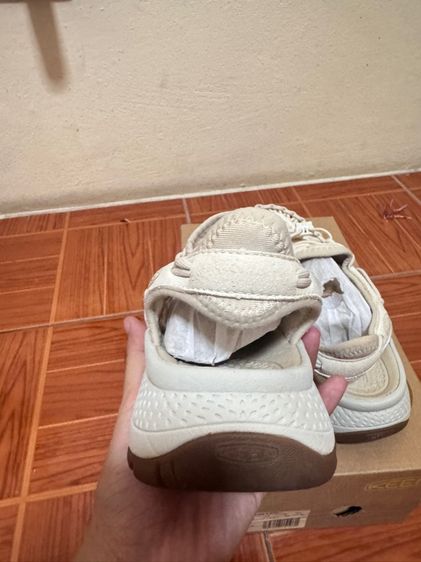 KEEN Women's UNEEK Astoria รูปที่ 8