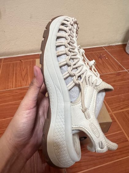 KEEN Women's UNEEK Astoria รูปที่ 7