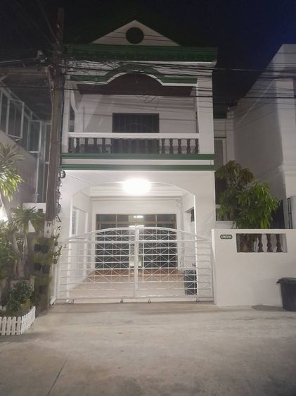 ขายทาวเฮาส์ 2 ชั้น หมู่บ้านศีขริน หน้ากว้าง 6 เมตร อยู่รามคำแหง 24 แยก 30 