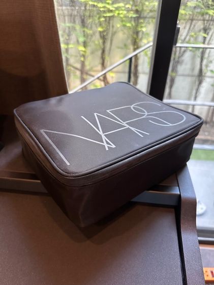 กระเป๋าเครื่องสำอาง Makeup Case NARS