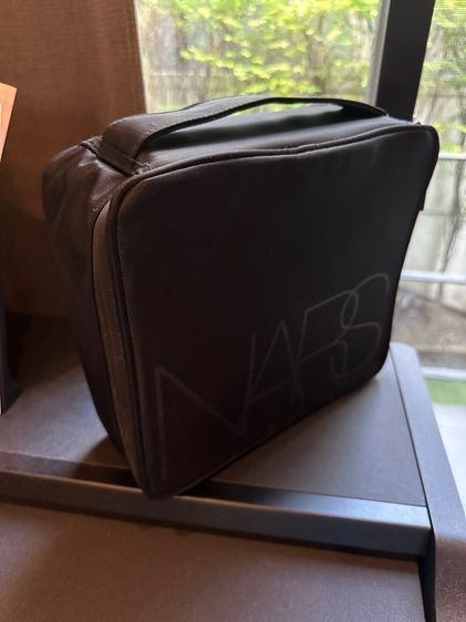 กระเป๋าเครื่องสำอาง Makeup Case NARS รูปที่ 4