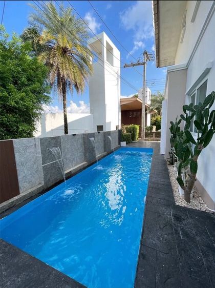 บ้านประหยัดไฟฟ้าใกล้โรงเรียนนานาชาติใกล้ห้างสรรพสินค้า