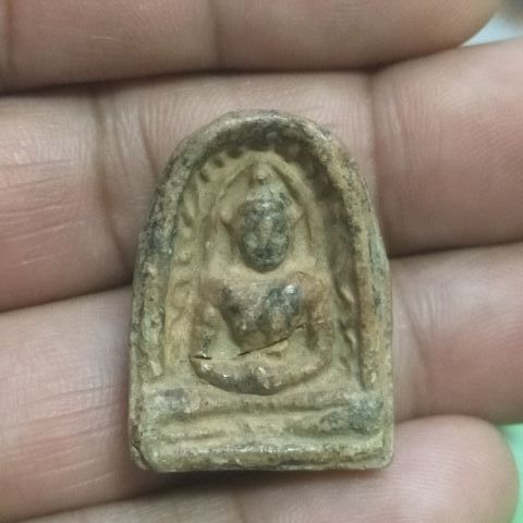 พระซุ้มกอเก่า