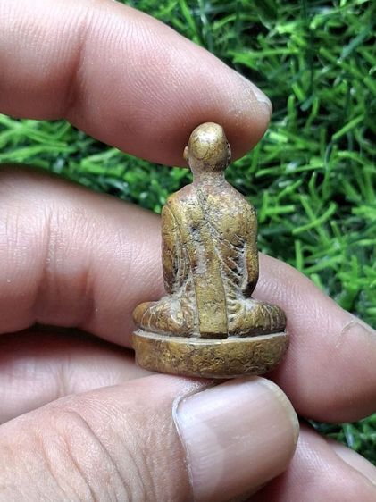 (ปิดแล้วครับ)หลวงพ่อเดิมไม่ทราบรุ่นปี รูปที่ 2