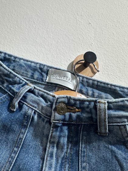 กางเกงยีนส์ขากระบอก ทรงบอย รูปที่ 3