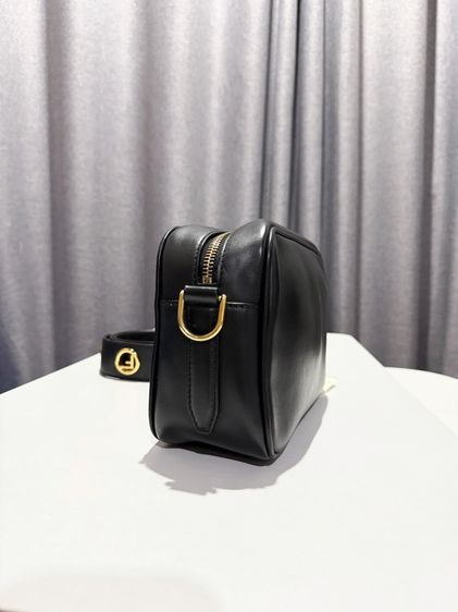 Fendi รูปที่ 2