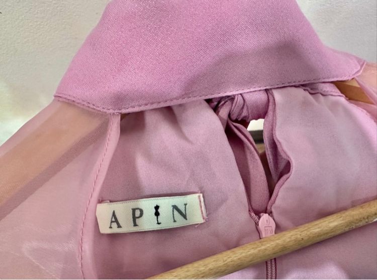 APIN เดรสสั้น แขนออแกนดี้ รูปที่ 4