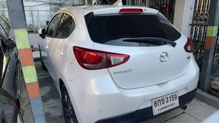 รถ Mazda Mazda 2 1.5 Skyactiv-D สี ขาว