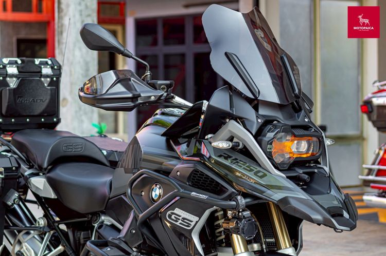 Bmw R1250 GS(ตัว𝙉𝒐𝙧𝒎𝙖𝒍) ปี2019 เจ้าของเดียว วิ่ง40,000Km. รูปที่ 14
