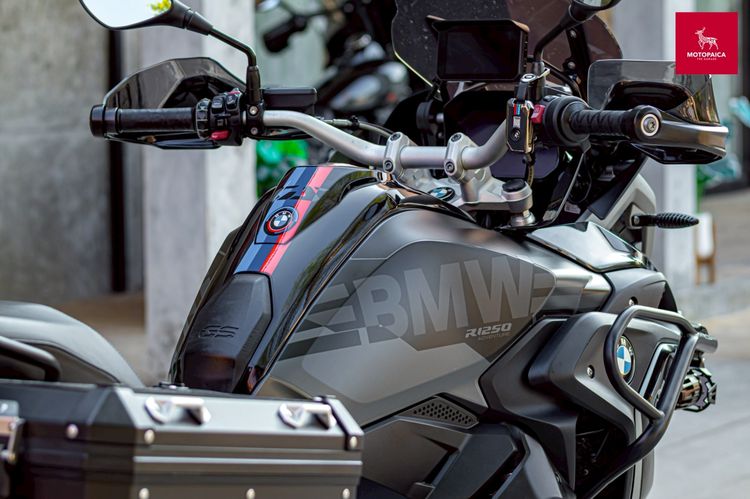 Bmw R1250 GS(ตัว𝙉𝒐𝙧𝒎𝙖𝒍) ปี2019 เจ้าของเดียว วิ่ง40,000Km. รูปที่ 15