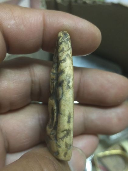 พระขุนแผนเก่าเนื้อจัด รูปที่ 3