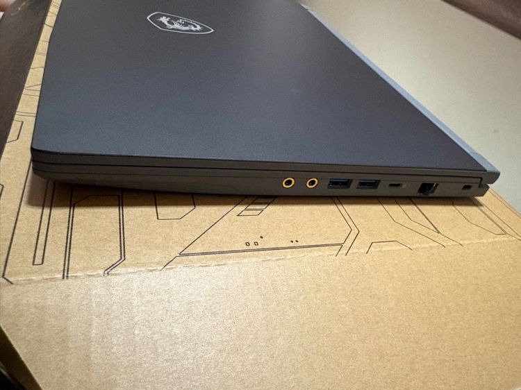 MSI Thin 15 B12UCX-2418TH รูปที่ 8