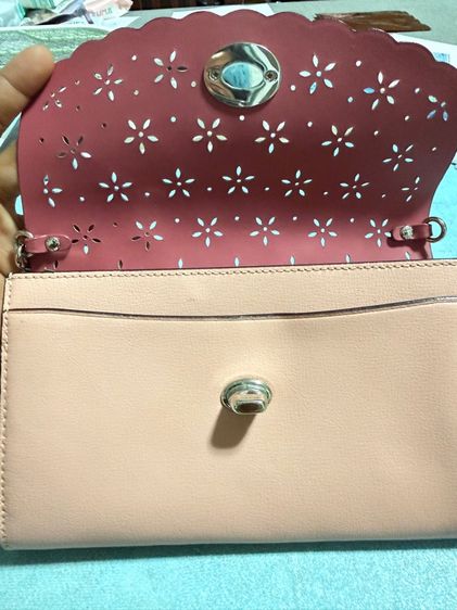 COACH รูปที่ 5