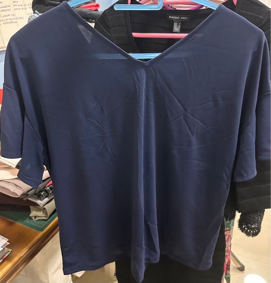 UNICLO เสื้อผู้หญิง รูปที่ 2