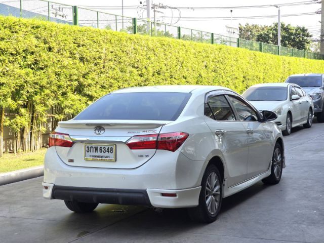 Toyota Altis 2014 1.8 V Sedan เบนซิน ไม่ติดแก๊ส เกียร์อัตโนมัติ ขาว รูปที่ 4