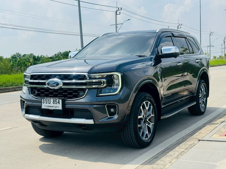 รถ Ford Everest 2.0 Bi-Turbo Titanium+ สี เทา