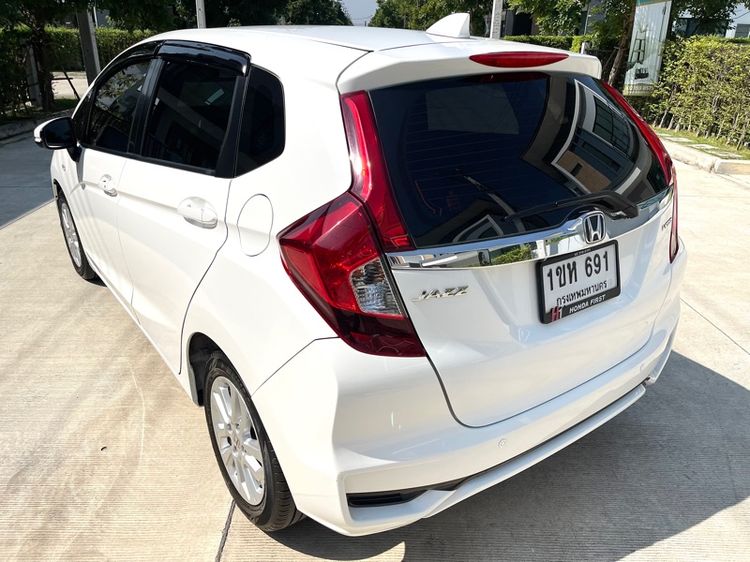 Honda Jazz 2020 1.5 V Plus i-VTEC Sedan เบนซิน ไม่ติดแก๊ส เกียร์อัตโนมัติ ขาว รูปที่ 4