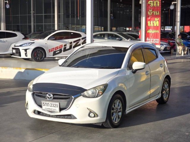 รถ Mazda Mazda 2 1.5 XD Sports High สี ขาว