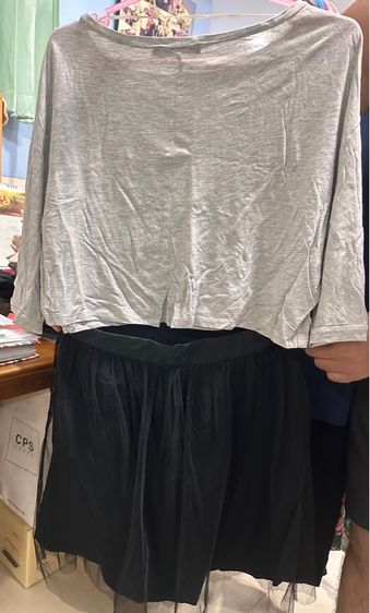 Lyn around เสื้อและกระโปรง รูปที่ 2