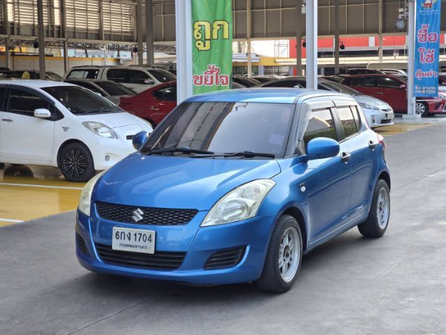 รถ Suzuki Swift 1.2 GL สี ฟ้า