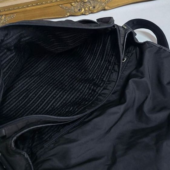 กระเป๋าพะพายข้างปราด้าแท้ รูปที่ 12