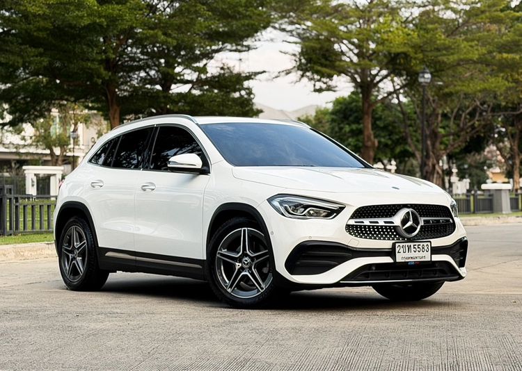 Mercedes-Benz GLA-Class 2021 GLA200 Utility-car เบนซิน ไม่ติดแก๊ส เกียร์อัตโนมัติ ขาว รูปที่ 3