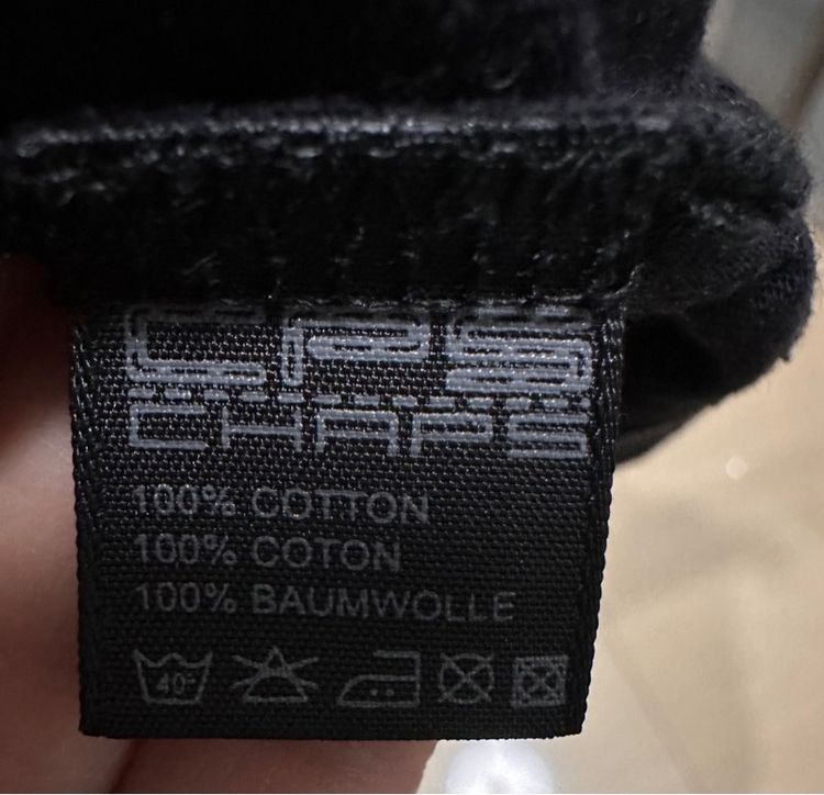 CPS CHAPS เสื้อยืดสีดำทรงครอบ รูปที่ 6