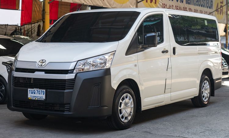 Toyota Hiace 2024 2.8 GL Van ดีเซล ไม่ติดแก๊ส เกียร์ธรรมดา ขาว รูปที่ 2