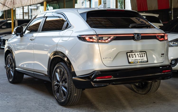 Honda HR-V 2023 1.5 e:HEV RS Utility-car ไฮบริด ไม่ติดแก๊ส เกียร์อัตโนมัติ ขาว รูปที่ 3