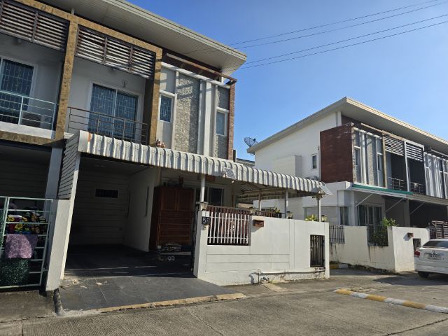 อื่นๆ 2022 ไม่มี ใช่ ขายทาวน์เฮ้าส์ หมู่บ้านนครทองลีฟวิ่ง  สมุทรปราการ
บ้านเนื้อที่ 25 ตรว  รูปที่ 2