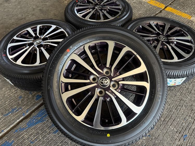 Toyota Yaris Play 1.2 Sport ขอบ 15 นิ้ว 🛞