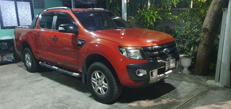 รถ Ford Ranger 2.2 Hi-Rider Wildtrak สี ส้ม
