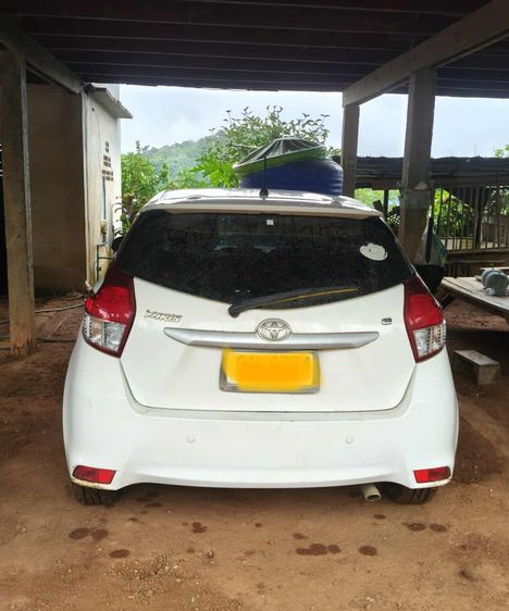 Toyota Yaris 2014 1.2 G Sedan เบนซิน ไม่ติดแก๊ส เกียร์อัตโนมัติ ขาว รูปที่ 4