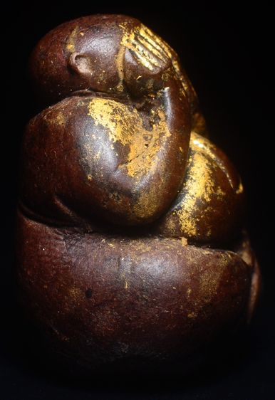 พระหลวงพ่อแก้ว พิมพ์ปั้น ก้นพระ มีรอยแมลงกินหน่อยครับ รูปที่ 3